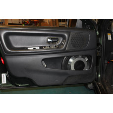 SWS12 i Volvo V70 fordøre
